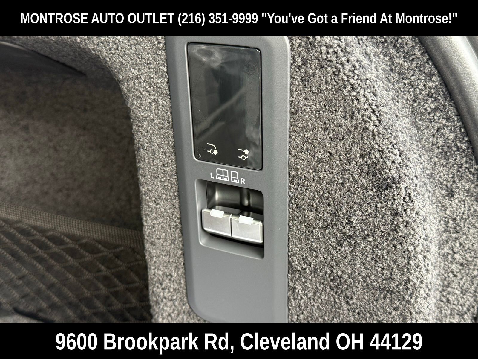 New 2025 Land Rover Range Rover SE image 45