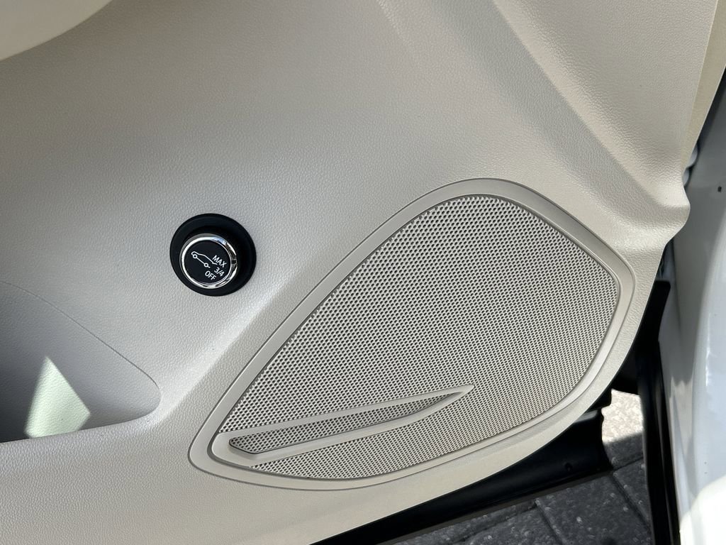 Certified 2023 Buick Envision Preferred image 20