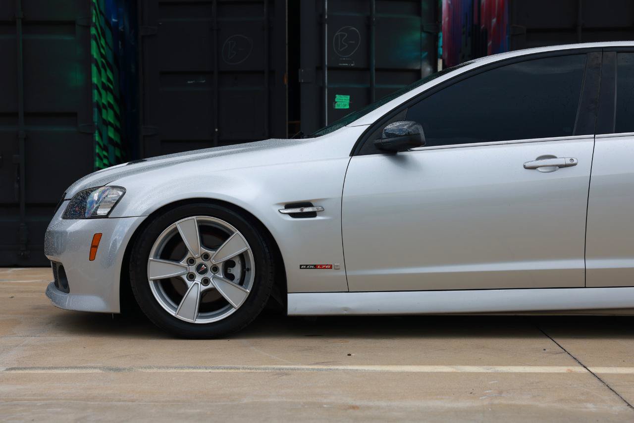 Used 2009 Pontiac G8 GT w/ Premium Package RWD image 26