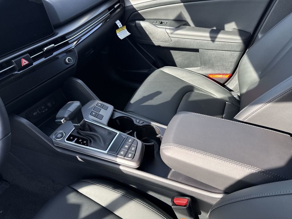 New 2026 Kia Sportage EX w/ EX Panorama Roof Package image 23