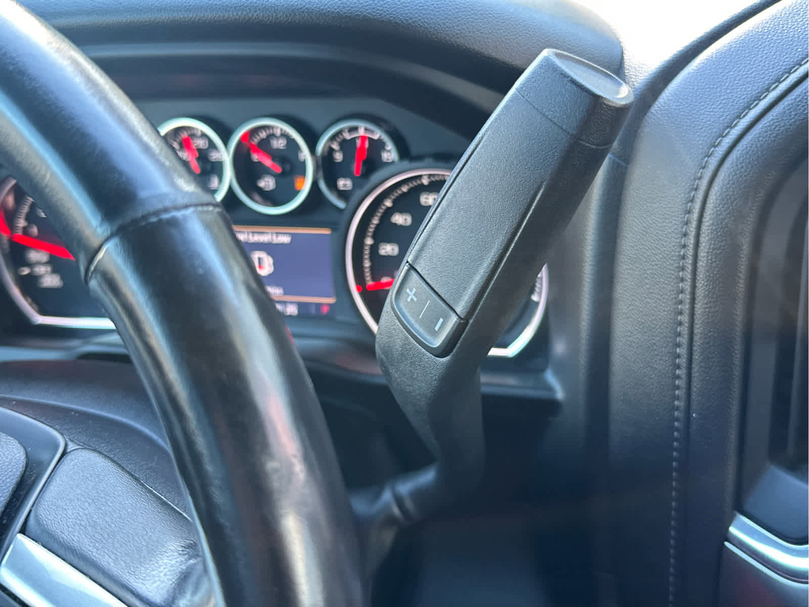 Used 2020 Chevrolet Silverado 1500 RST w/ All-Star Edition image 34