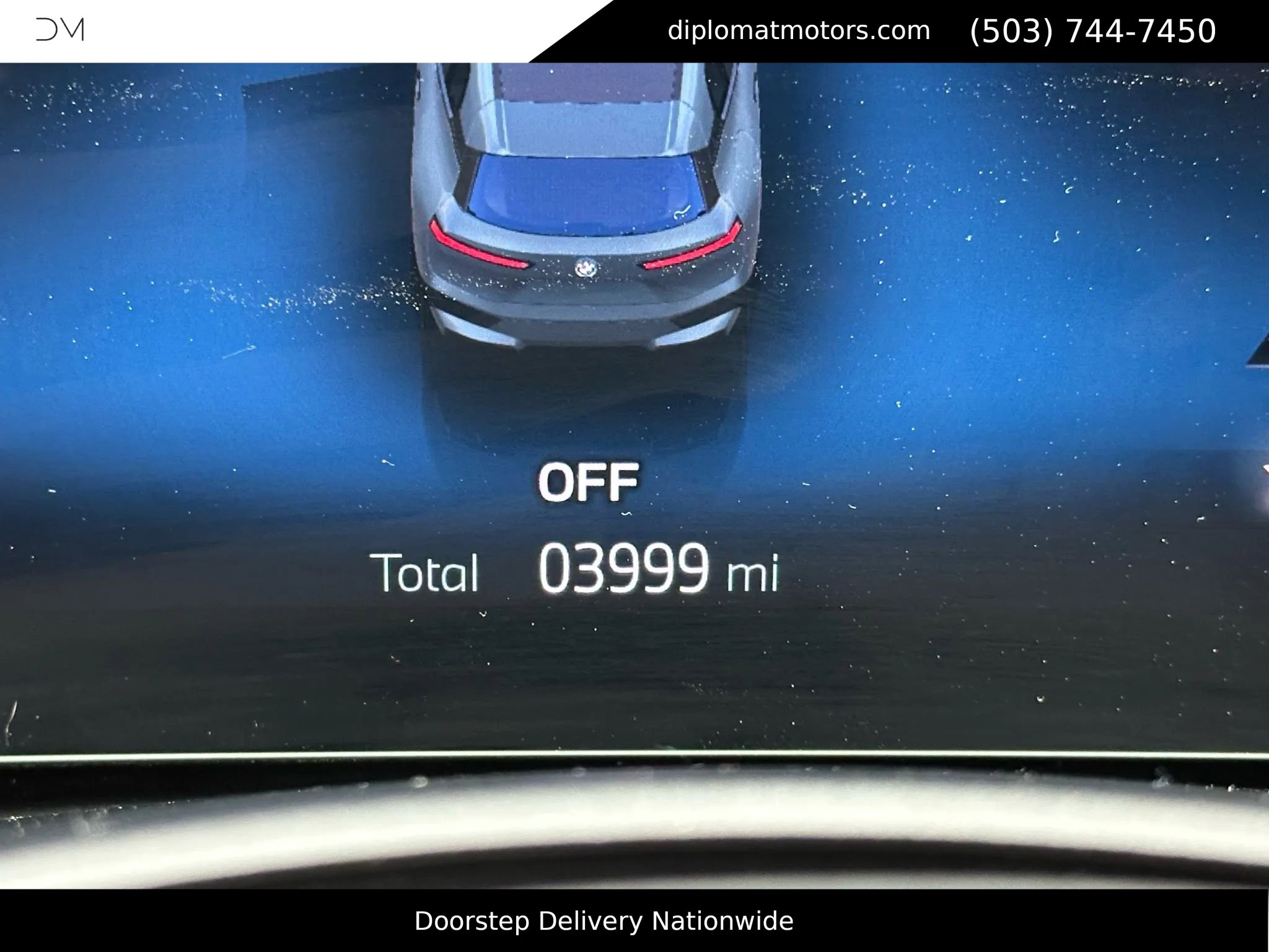 Used 2025 BMW iX xDrive50 w/ Premium Package image 32