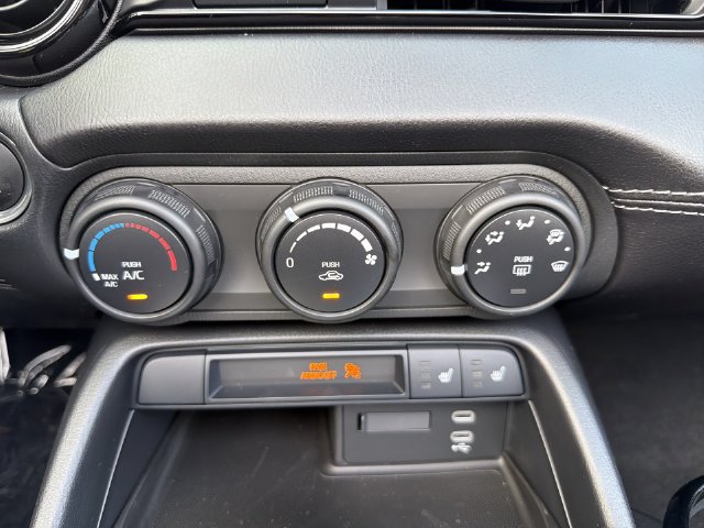 New 2026 MAZDA MX-5 Miata Club w/ Interior Package RWD image 19