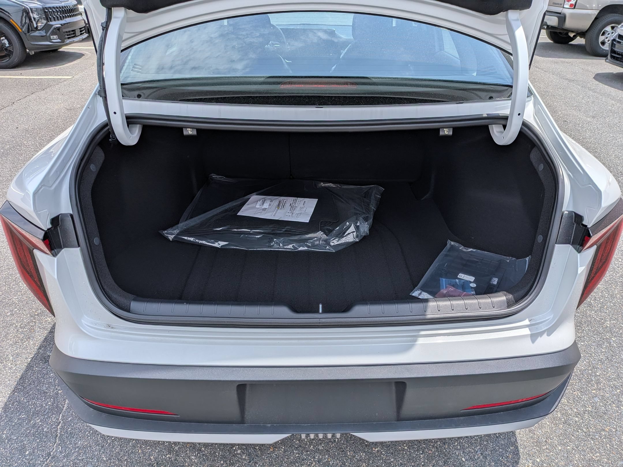 New 2026 Kia K4 FWD image 29