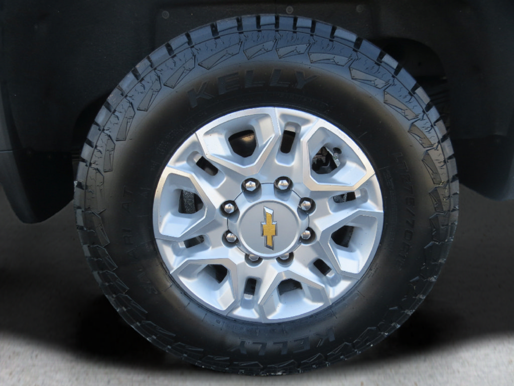 Certified 2025 Chevrolet Silverado 2500 LTZ w/ LTZ Convenience Package AWD/4WD image 13