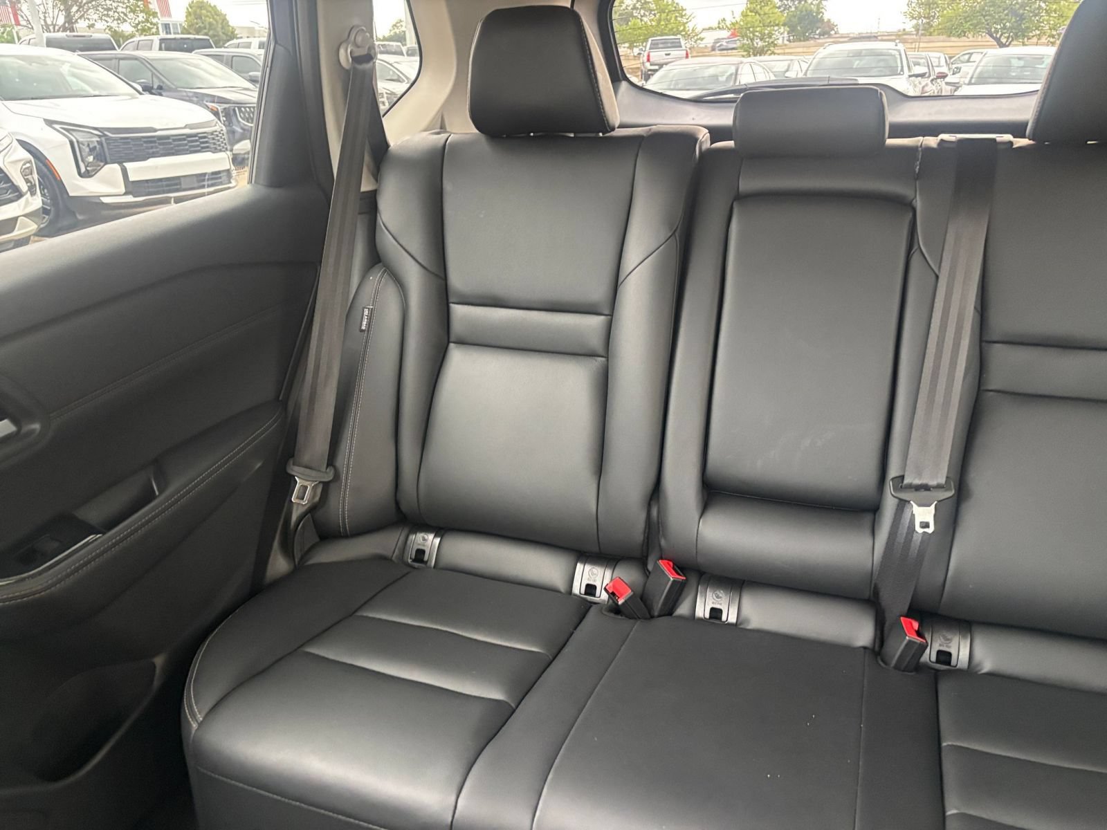 Used 2026 Nissan Rogue SL FWD image 41