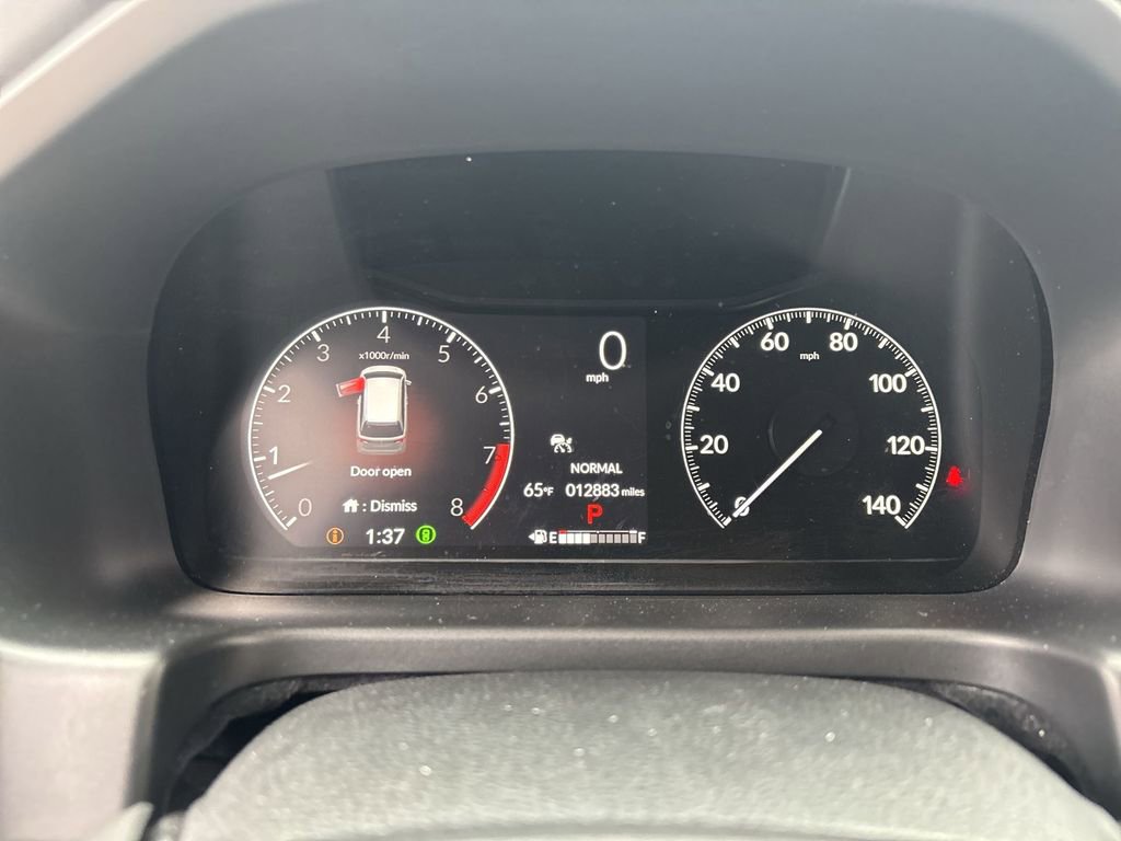 Used 2025 Honda Odyssey Touring image 11