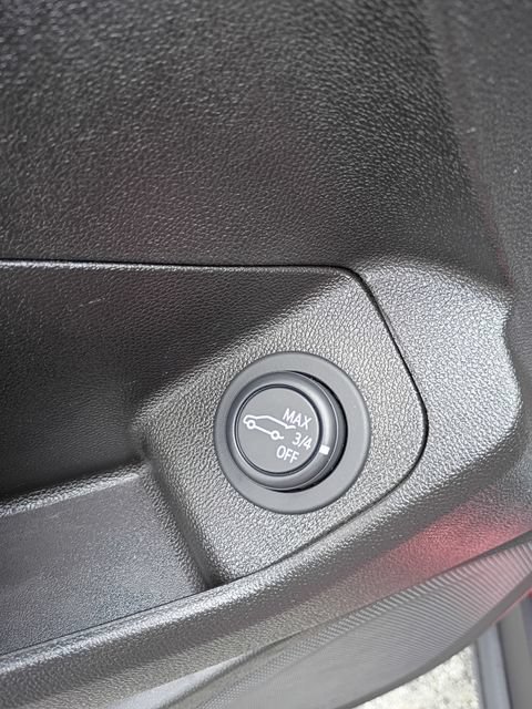 Used 2024 GMC Terrain SLT w/ Elevation Edition AWD/4WD image 30
