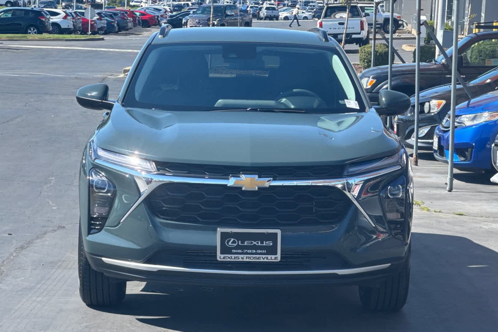 Used 2025 Chevrolet Trax LT FWD image 10