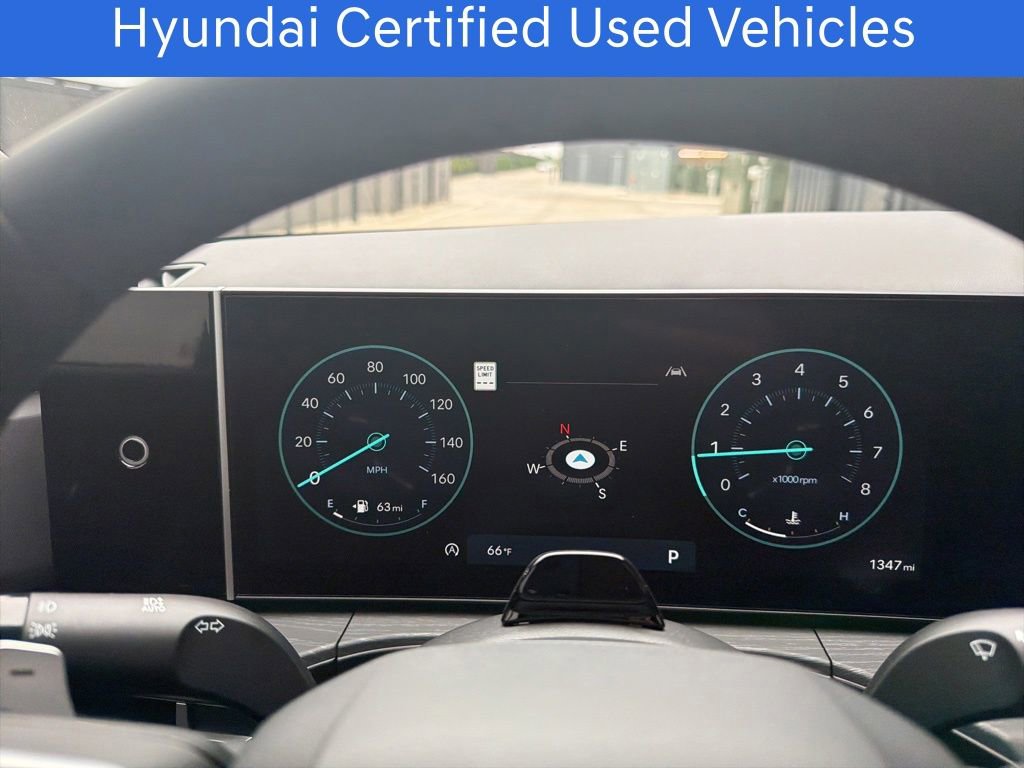 Certified 2025 Hyundai Santa Fe Limited FWD image 23