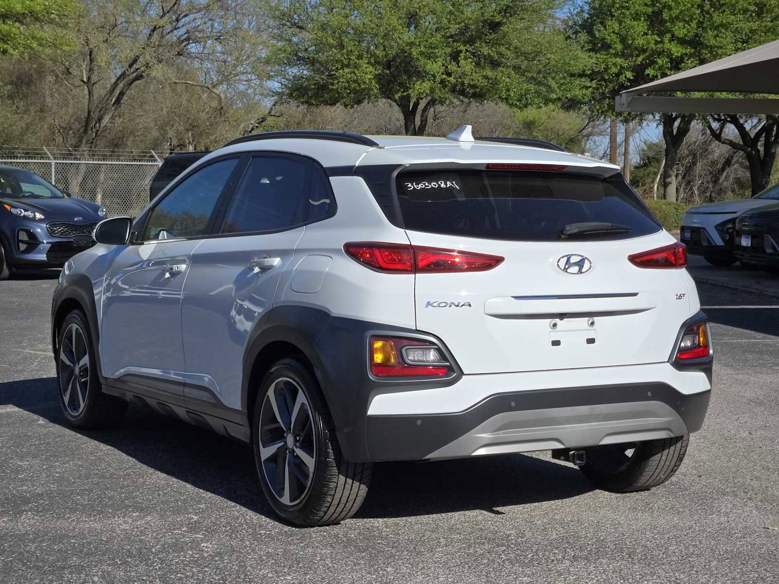Used 2021 Hyundai Kona Ultimate FWD image 6