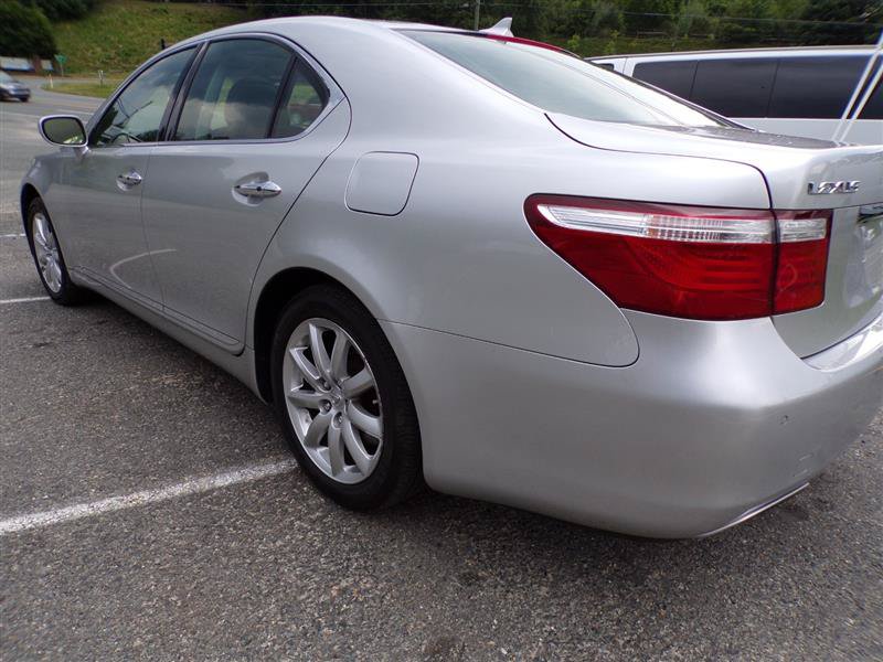 Used 2009 Lexus LS 460 AWD image 9