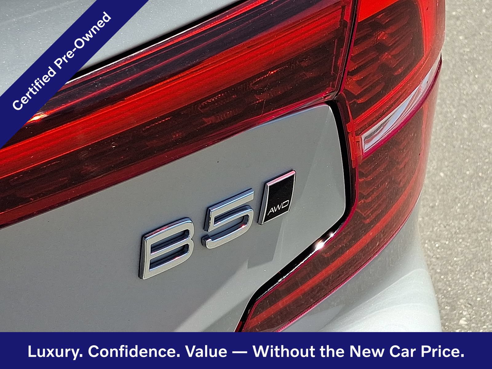 Certified 2025 Volvo S60 B5 Core AWD/4WD image 32