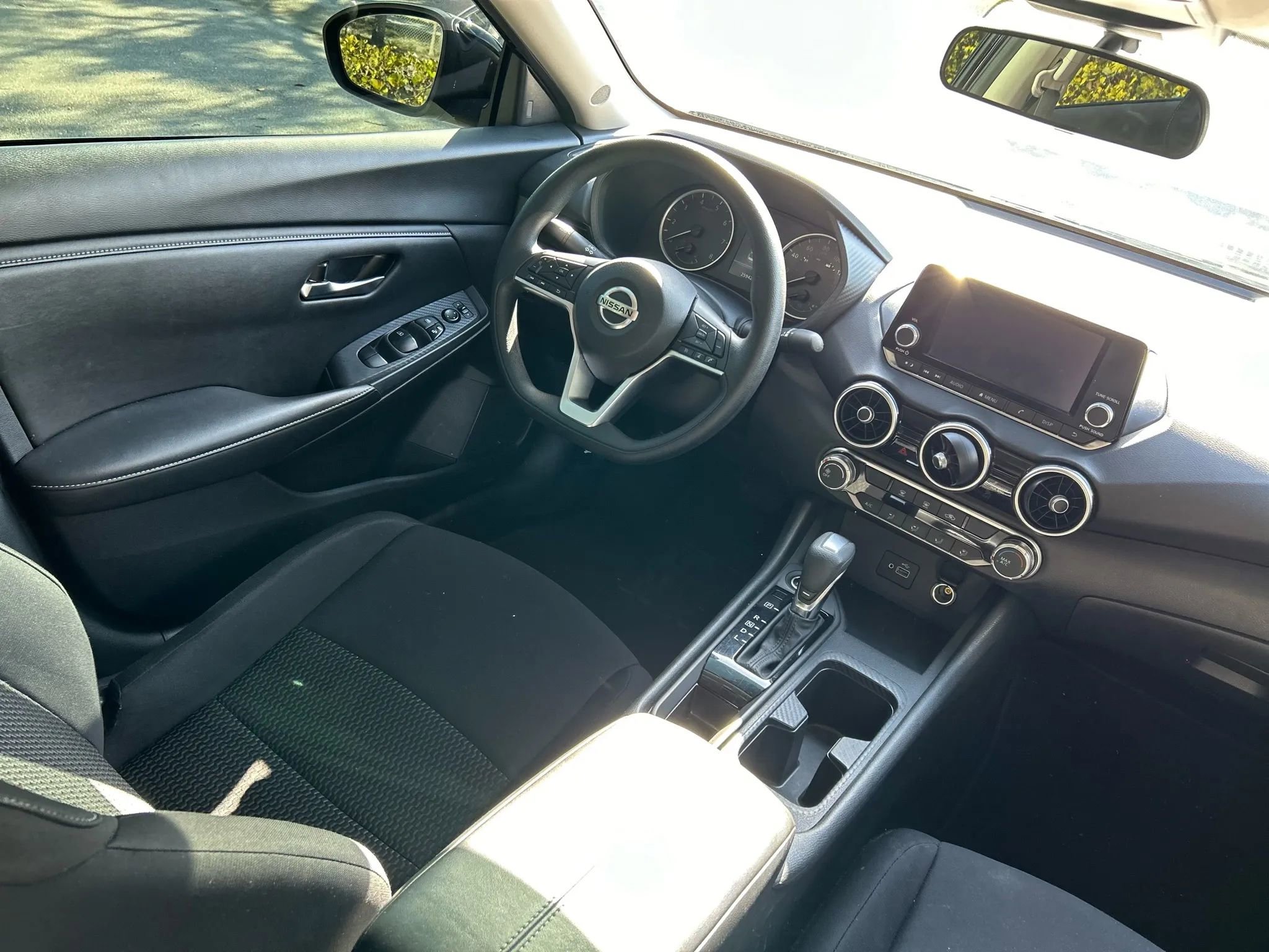 Used 2023 Nissan Sentra S image 17