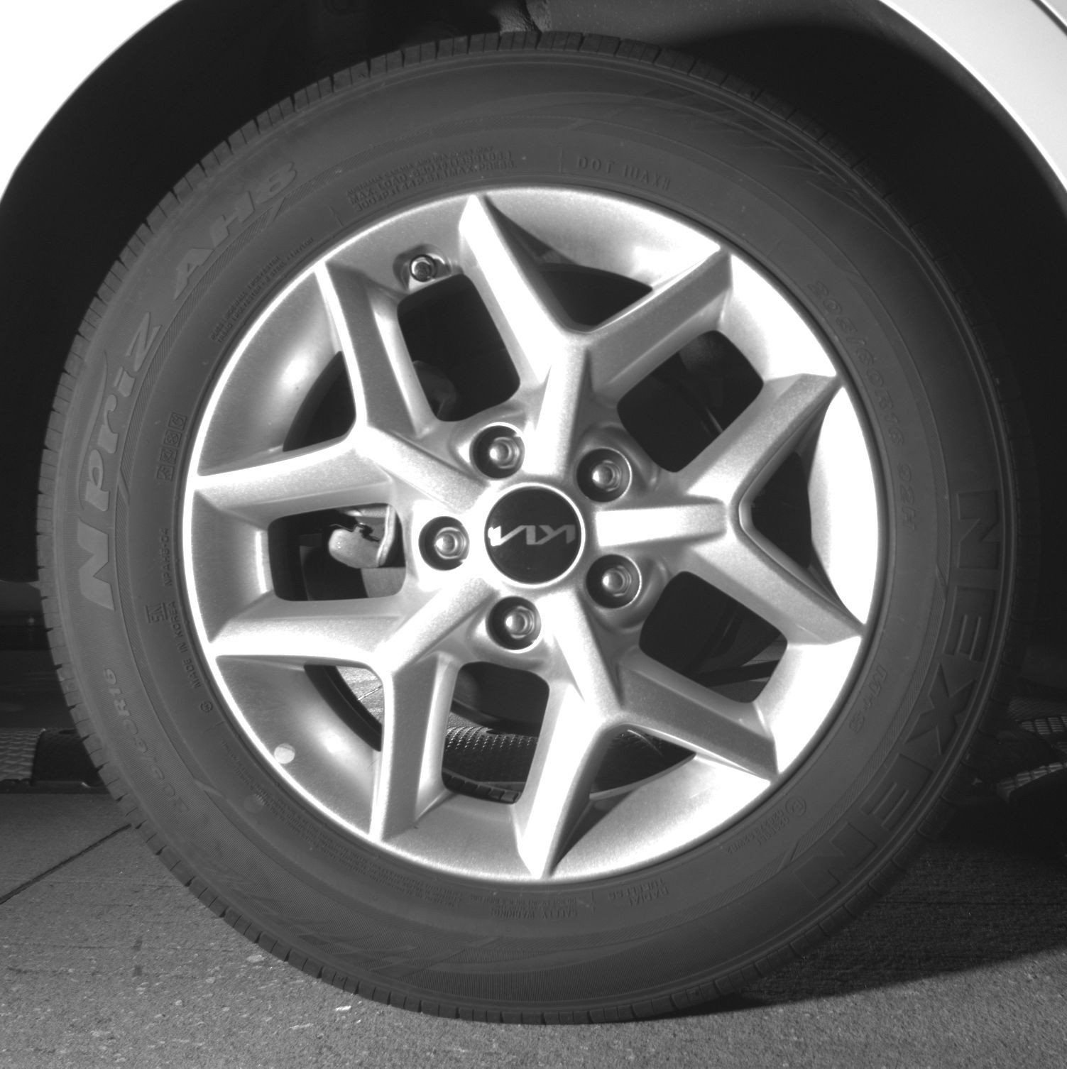 Used 2025 Kia Soul LX w/ LX Technology Package FWD image 18