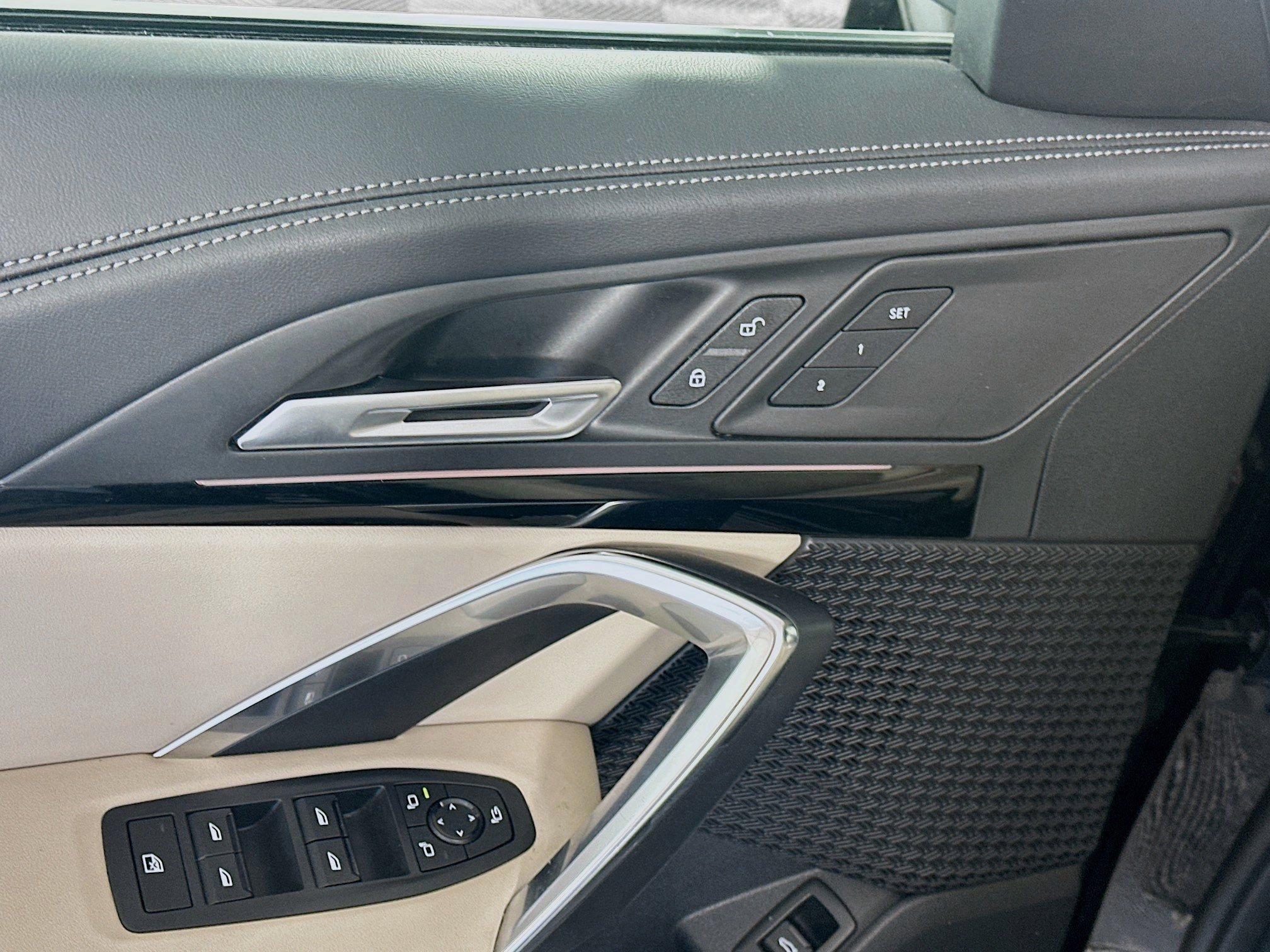 Used 2024 BMW X1 xDrive28i image 15