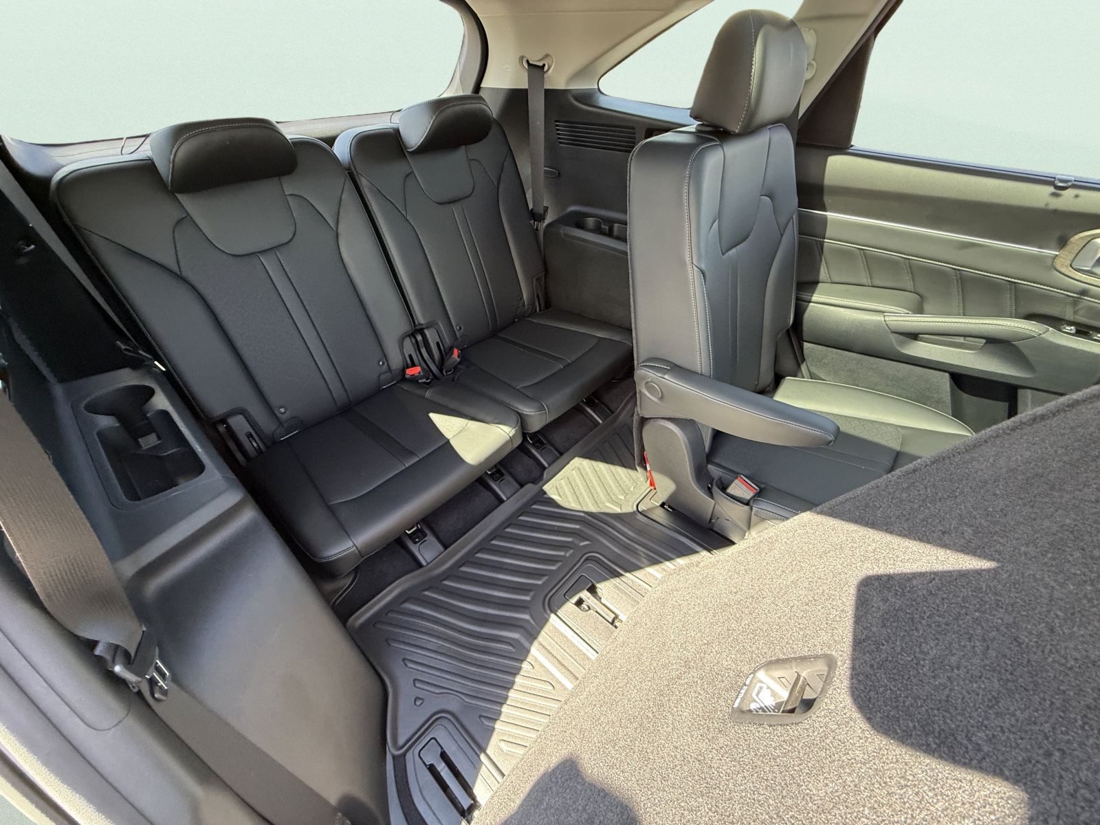 Used 2022 Kia Sorento EX AWD/4WD image 16