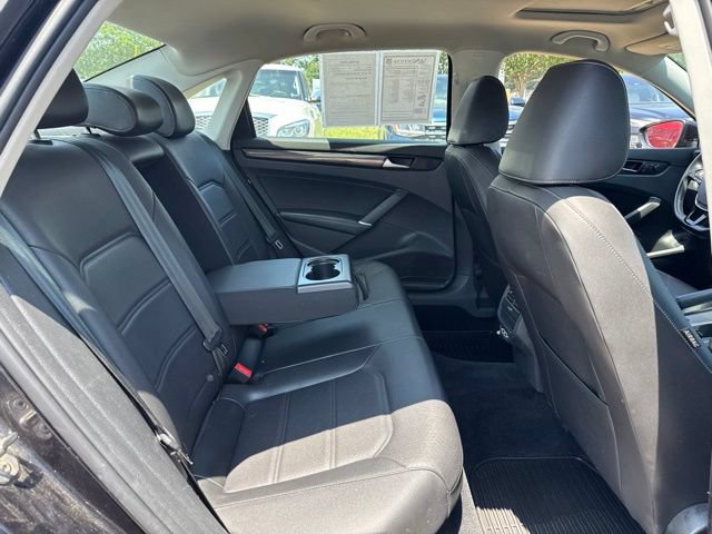 Used 2020 Volkswagen Passat 2.0T R-Line FWD image 13