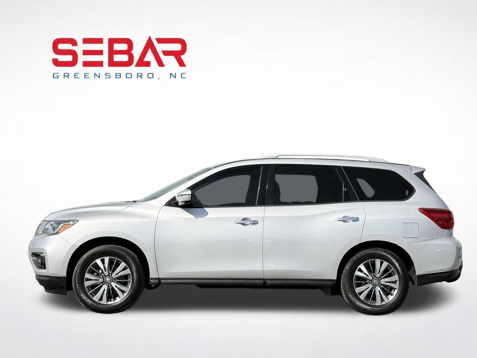 Used 2019 Nissan Pathfinder SL image 16