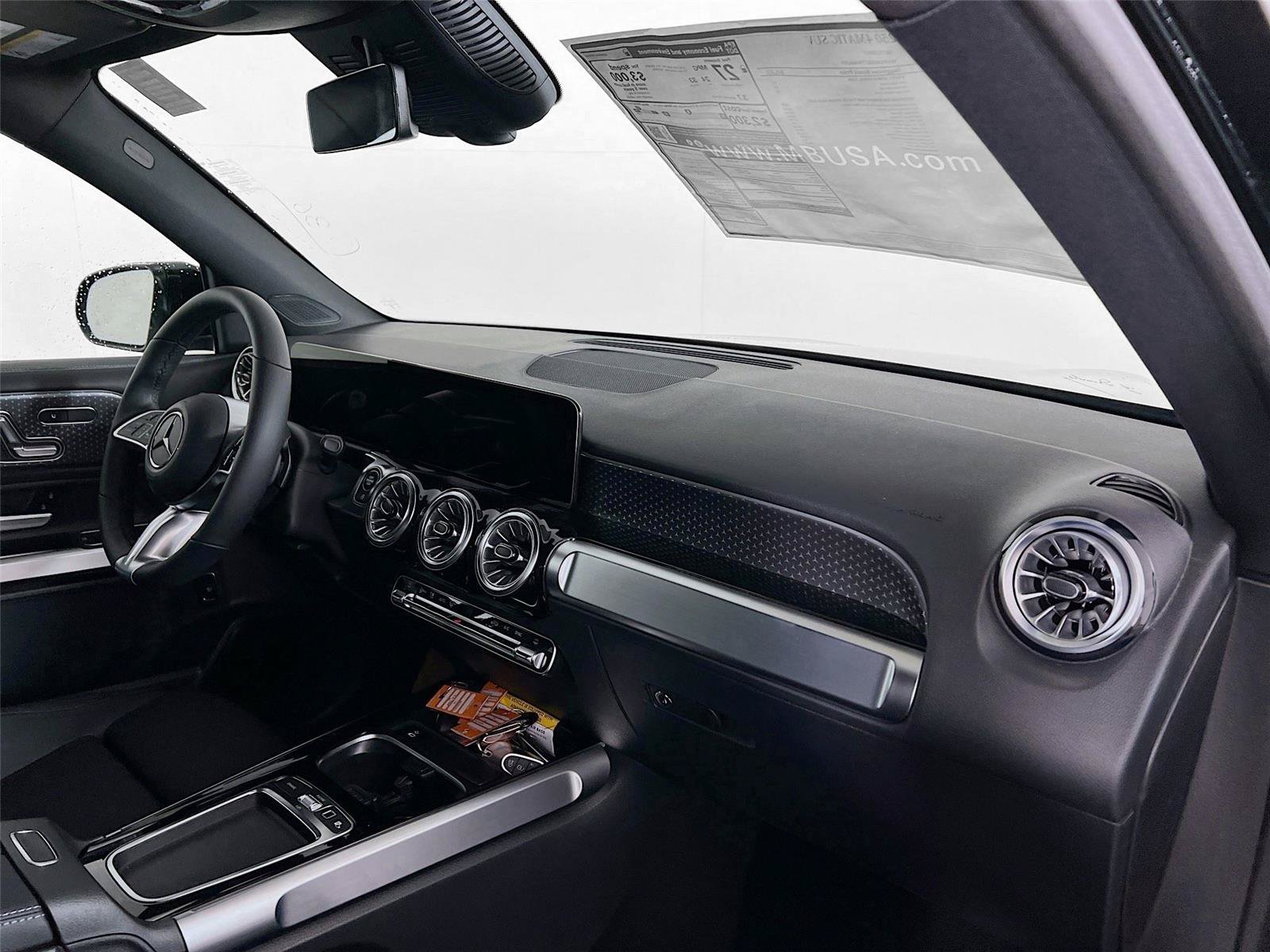 Certified 2026 Mercedes-Benz GLB 250 4MATIC image 25