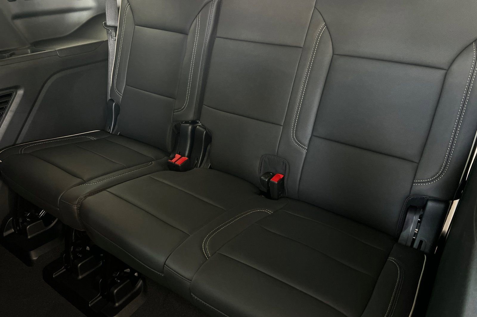 New 2026 GMC Yukon Elevation RWD image 14