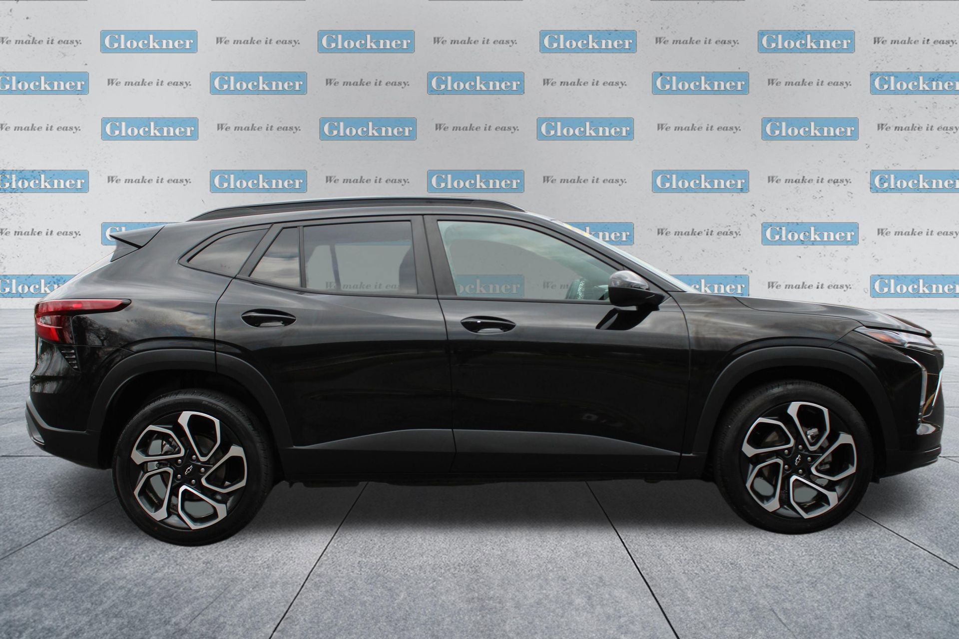 Used 2025 Chevrolet Trax RS w/ Sunroof Package image 4