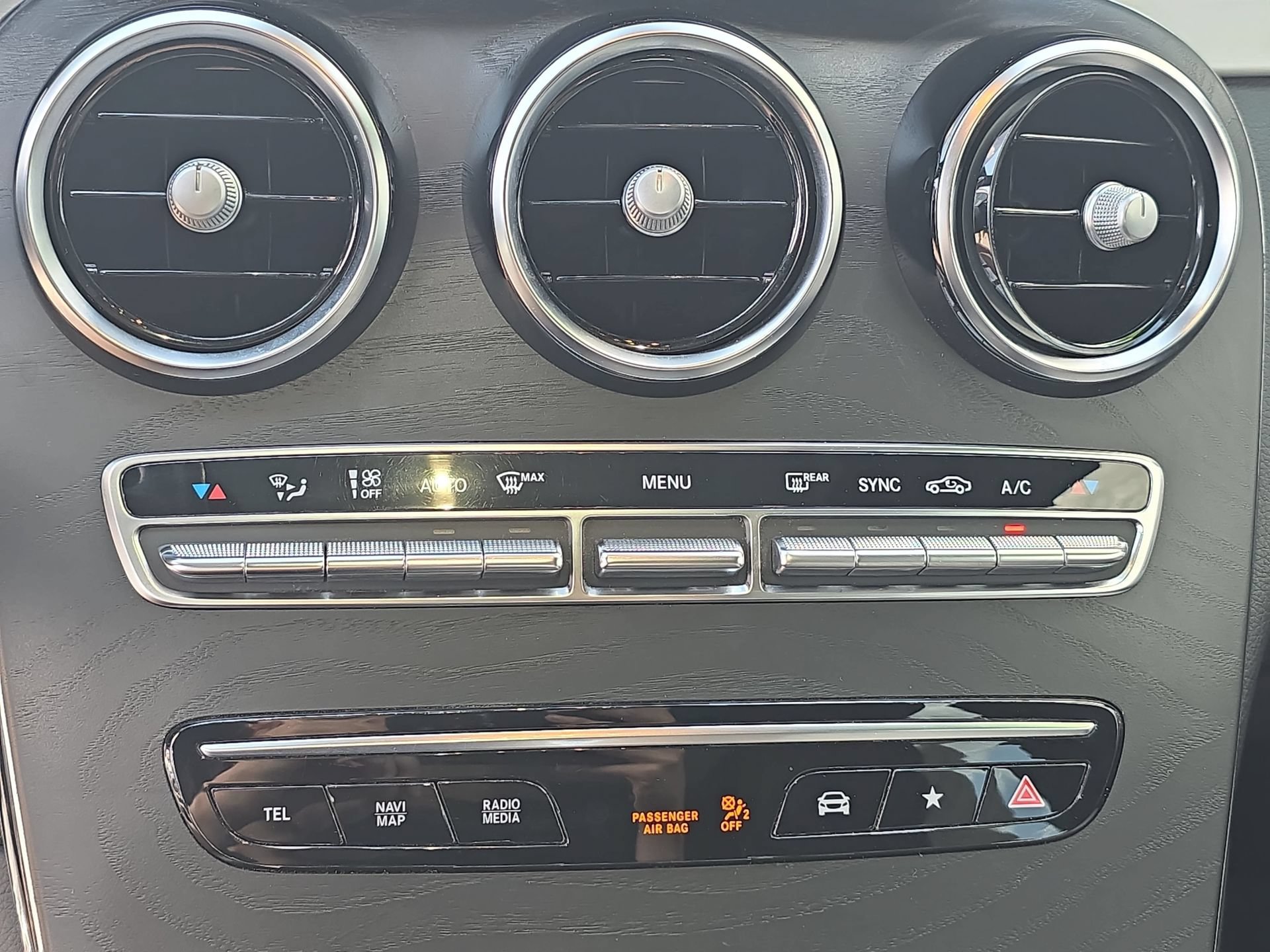 Used 2020 Mercedes-Benz GLC 43 AMG 4MATIC image 24