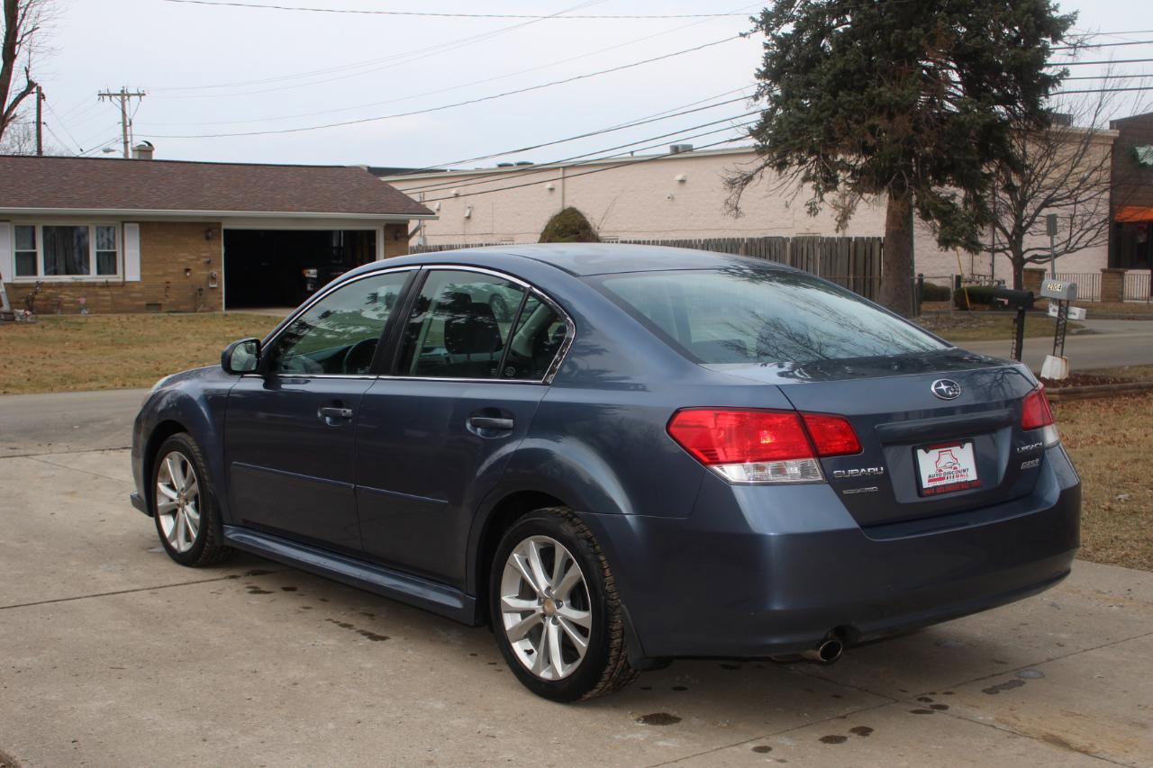 Used 2013 Subaru Legacy 2.5i Premium image 7
