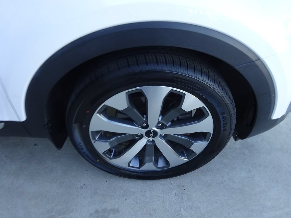 Used 2022 Kia Telluride S FWD image 10