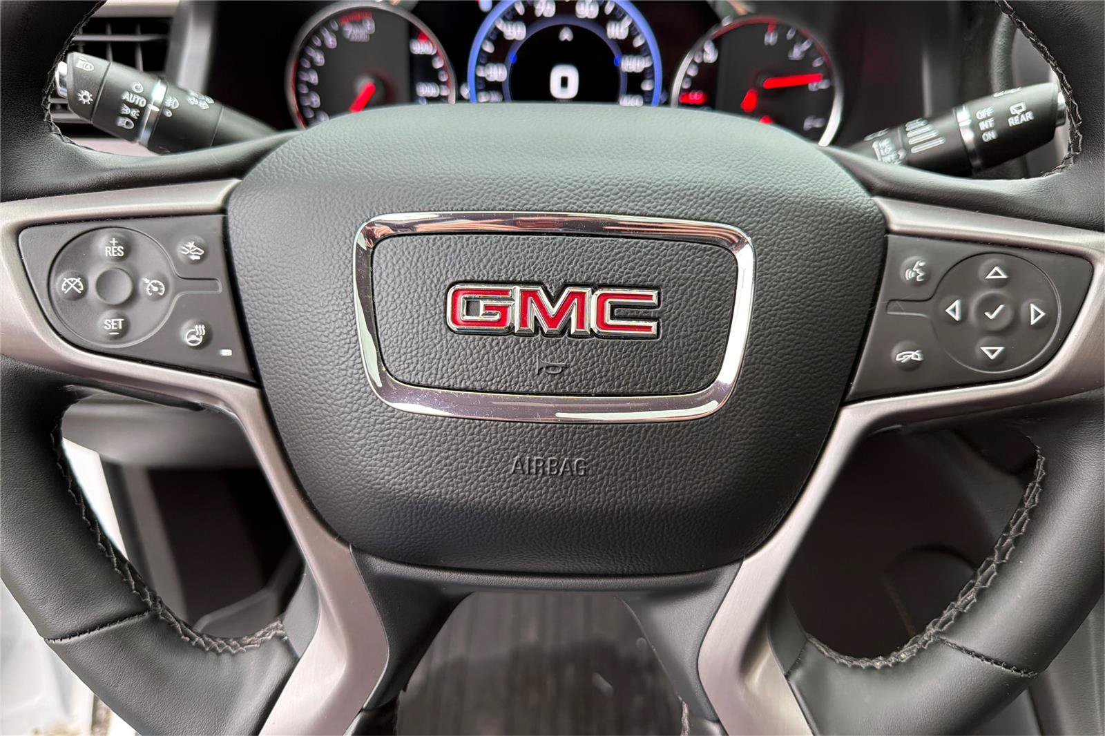 Used 2023 GMC Acadia AT4 w/ Technology Package AWD/4WD image 16