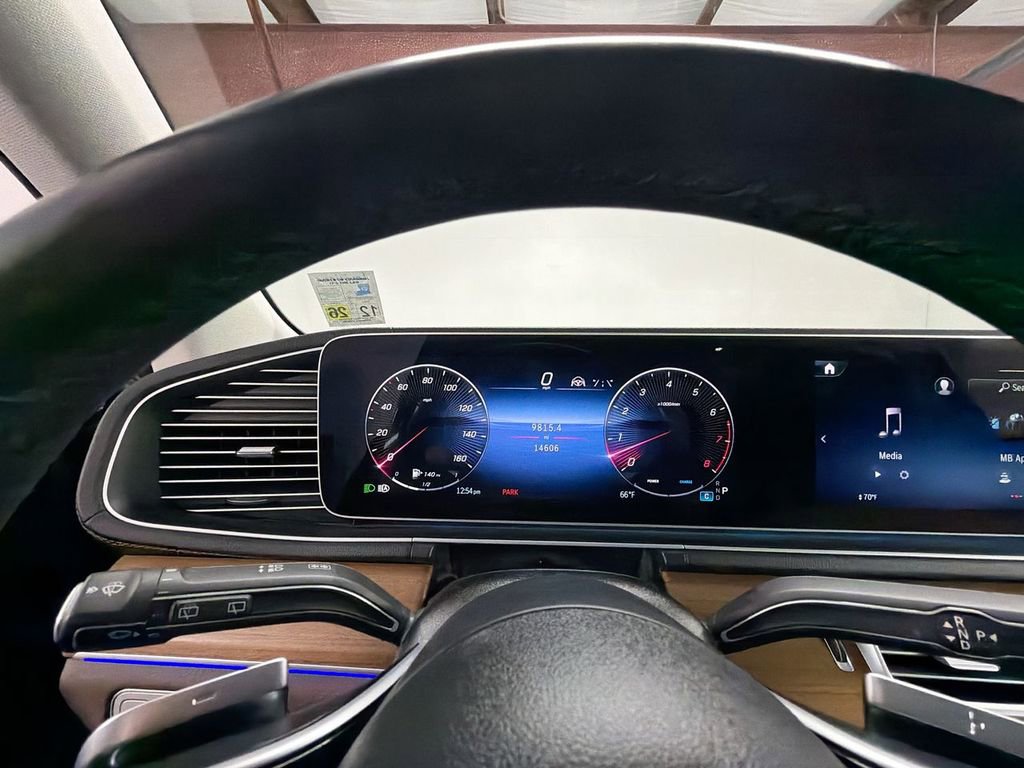 Used 2024 Mercedes-Benz GLS 450 4MATIC image 11