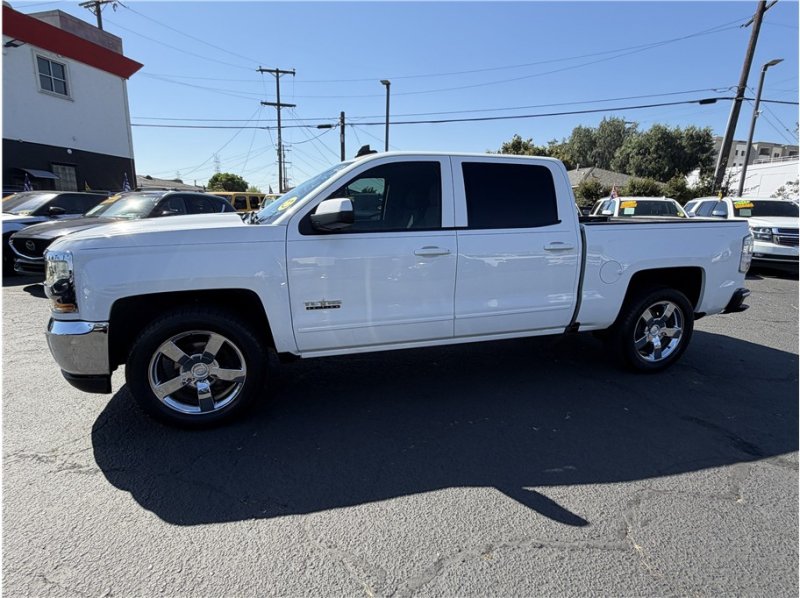 Used 2018 Chevrolet Silverado 1500 LT w/ Texas Edition RWD image 51