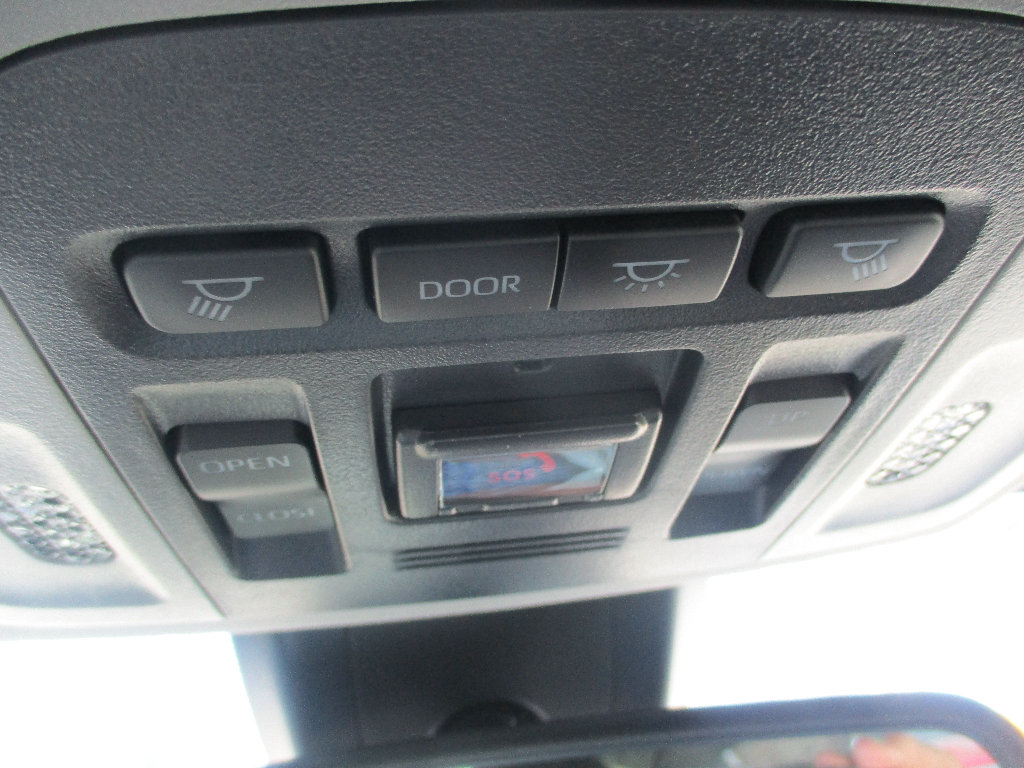 Used 2024 Toyota Camry SE w/ Convenience Package FWD image 14