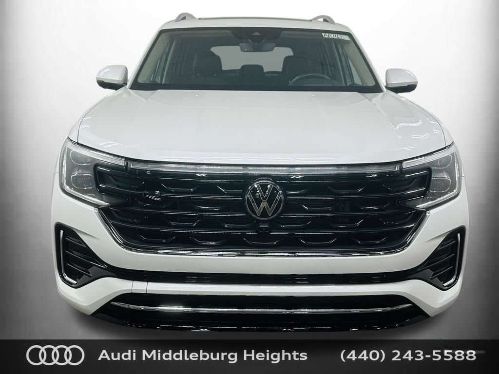 Used 2026 Volkswagen Atlas SEL Premium R-Line AWD/4WD image 2