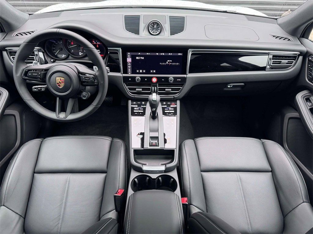 New 2026 Porsche Macan Turbo image 18