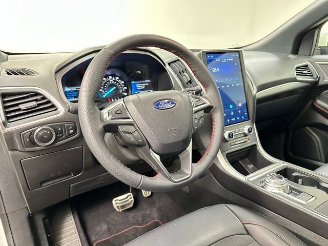 New 2024 Ford Edge ST-Line image 12