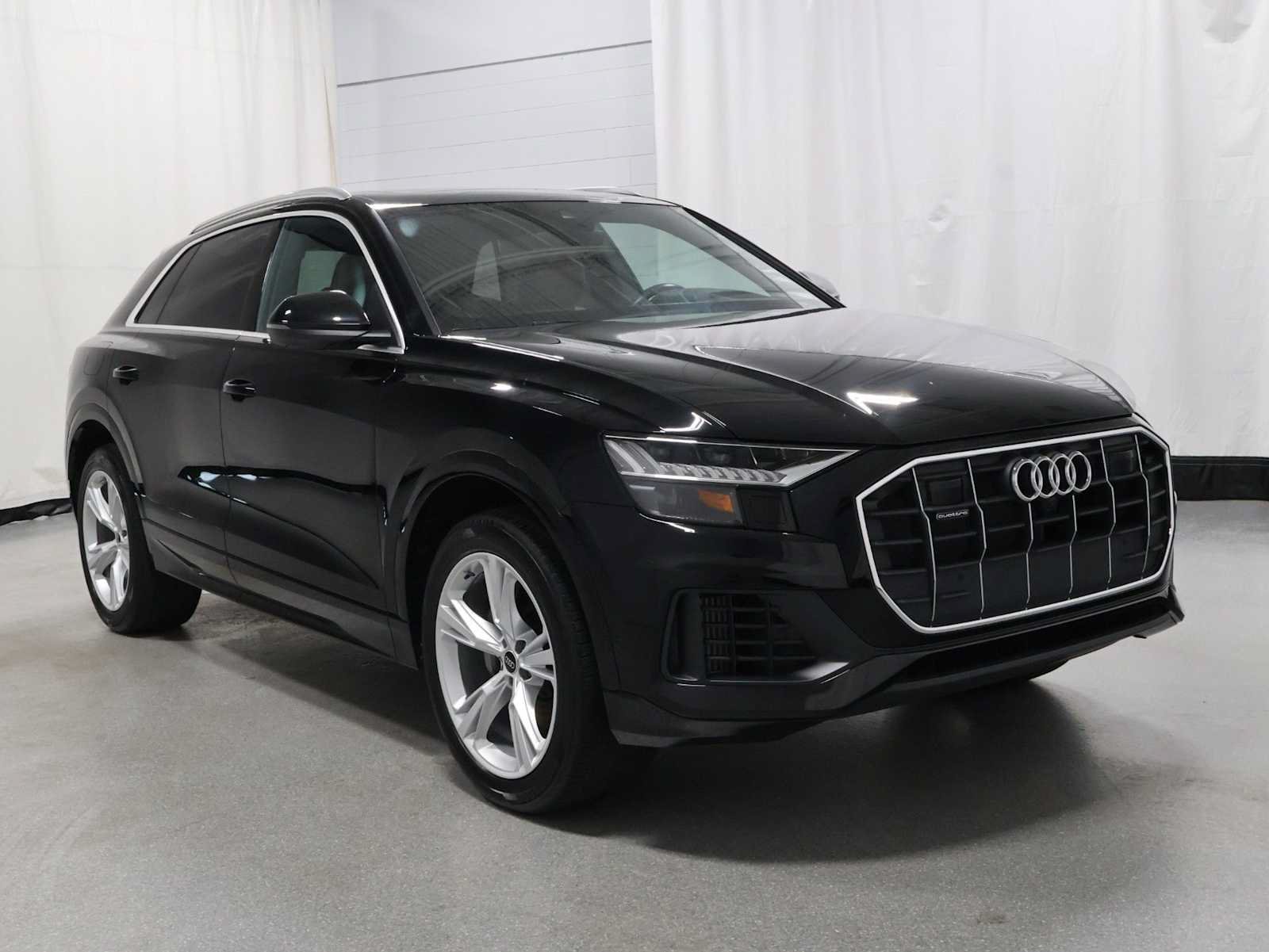 Used 2023 Audi Q8 Prestige w/ Prestige Package AWD/4WD image 13