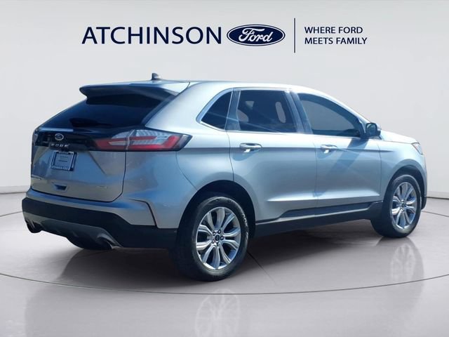 Certified 2024 Ford Edge Titanium AWD/4WD image 4
