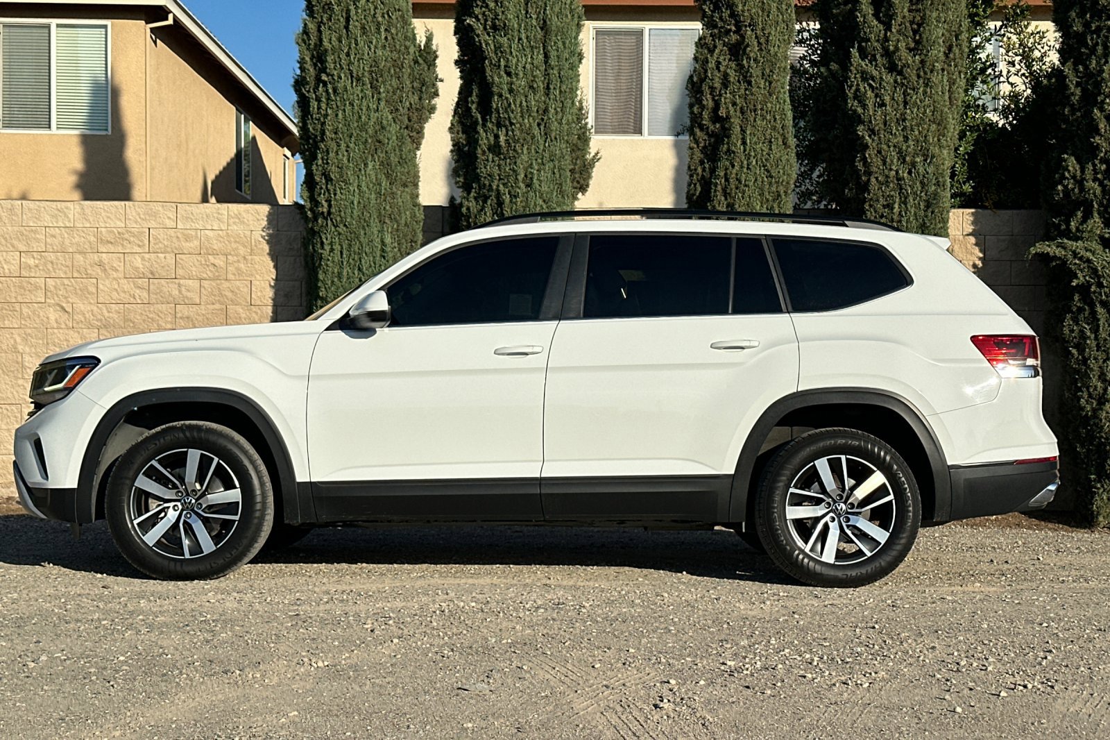 Certified 2021 Volkswagen Atlas SE image 7
