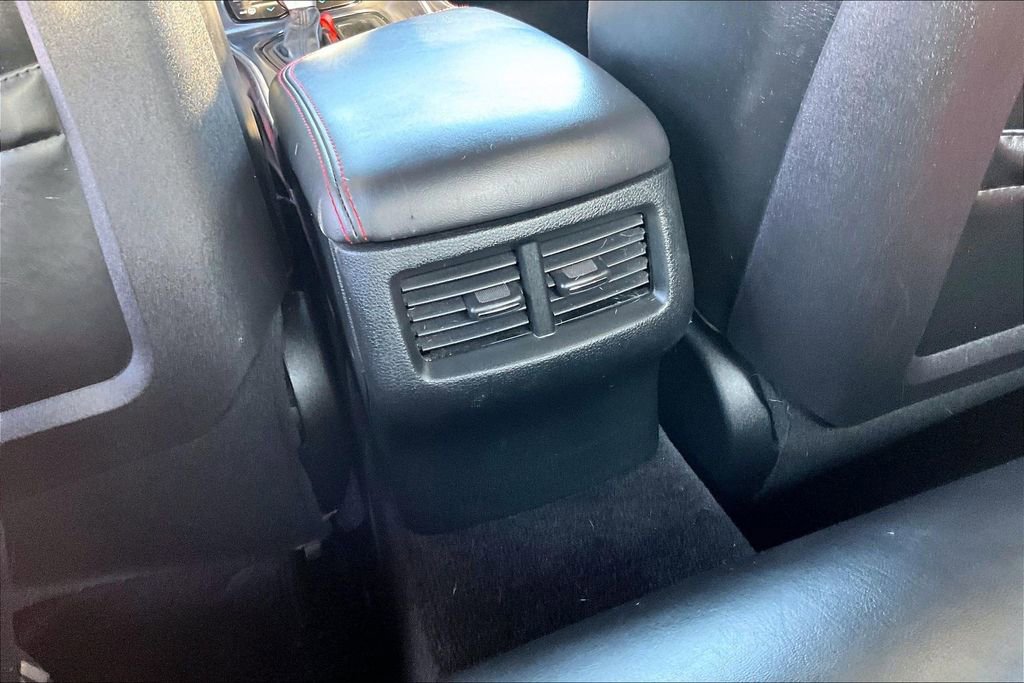 Used 2017 Dodge Challenger GT w/ Driver Convenience Group image 33