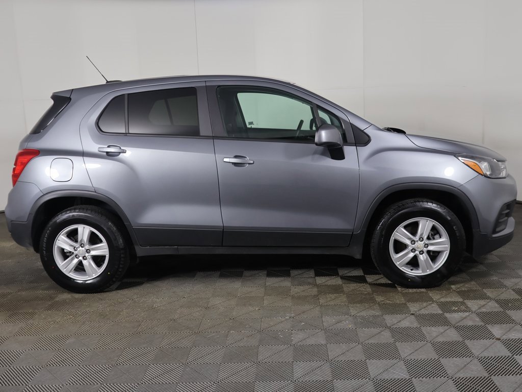 Used 2020 Chevrolet Trax LS w/ Tint and Cruise Package image 15