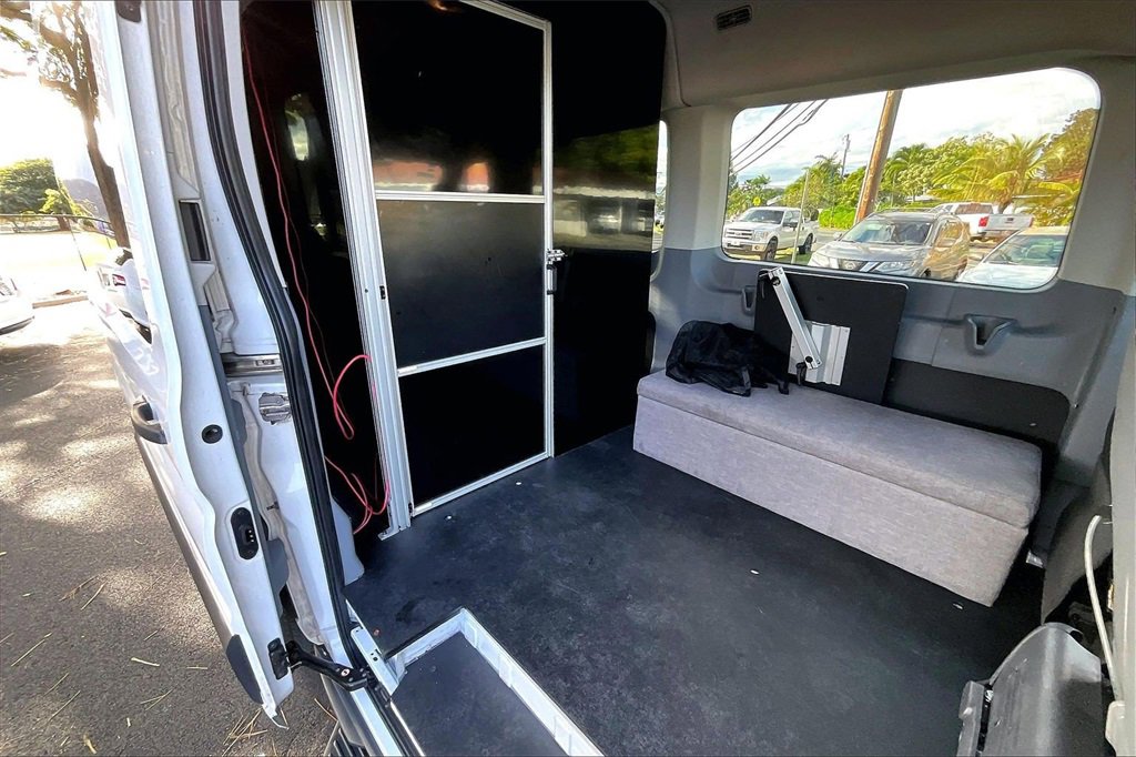 Used 2016 Ford Transit 150 XLT image 28