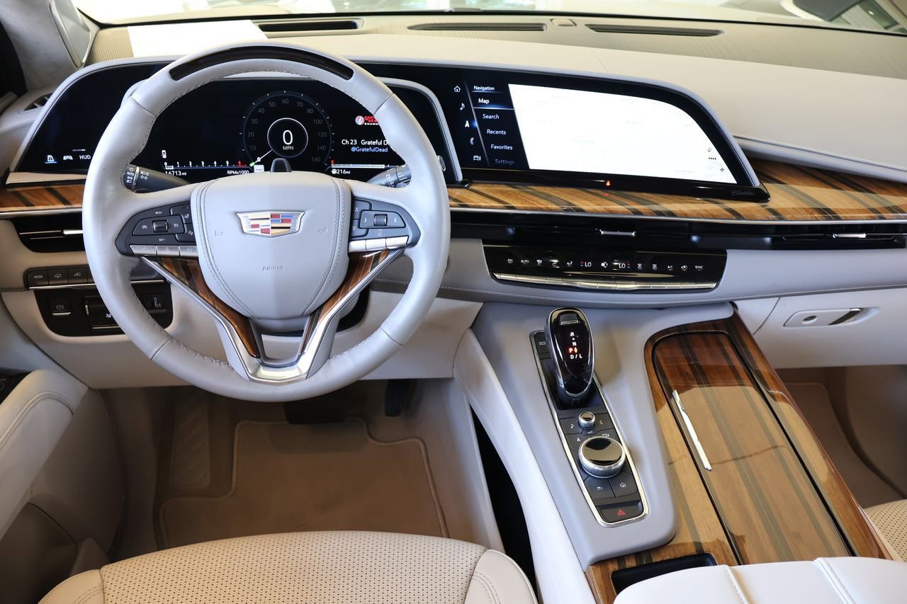 Certified 2023 Cadillac Escalade Premium Luxury Platinum RWD image 16