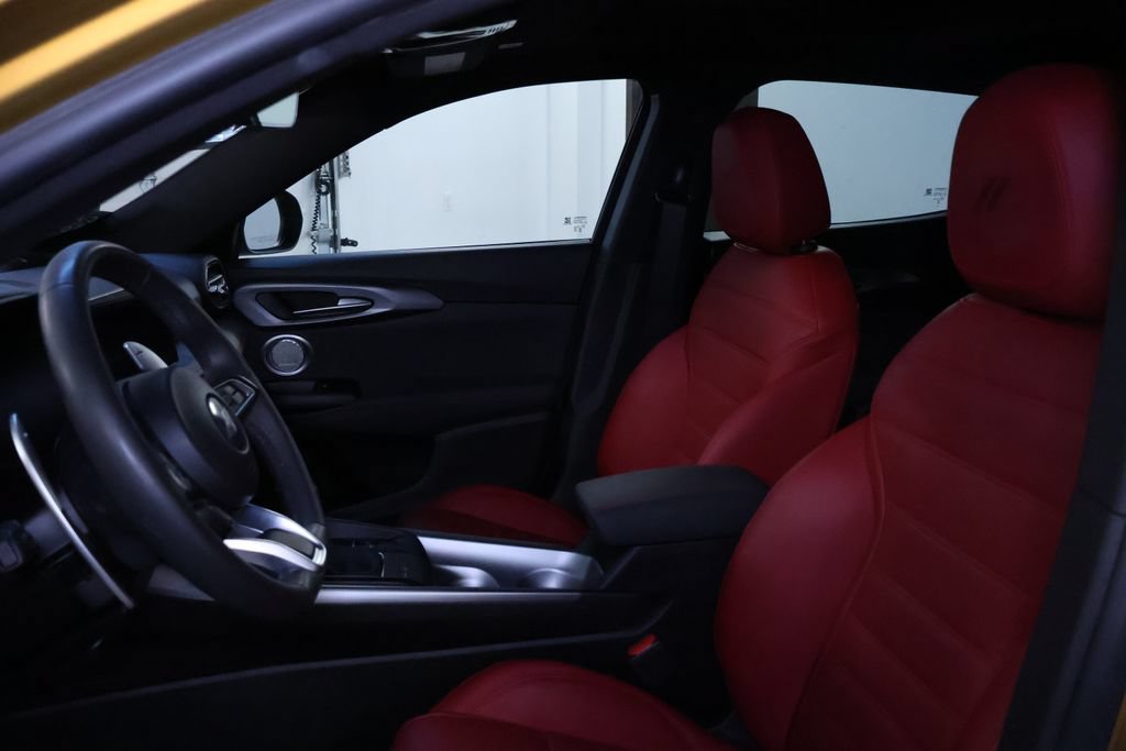 Used 2024 Dodge Hornet R/T Plus w/ R/T Blacktop Package AWD/4WD image 16