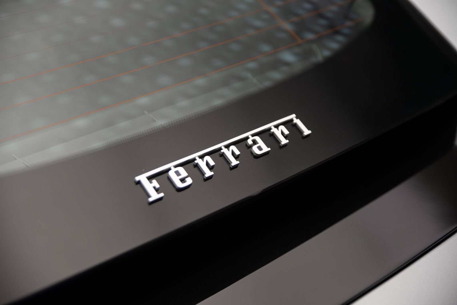 Used 2020 Ferrari 812 Superfast RWD image 25