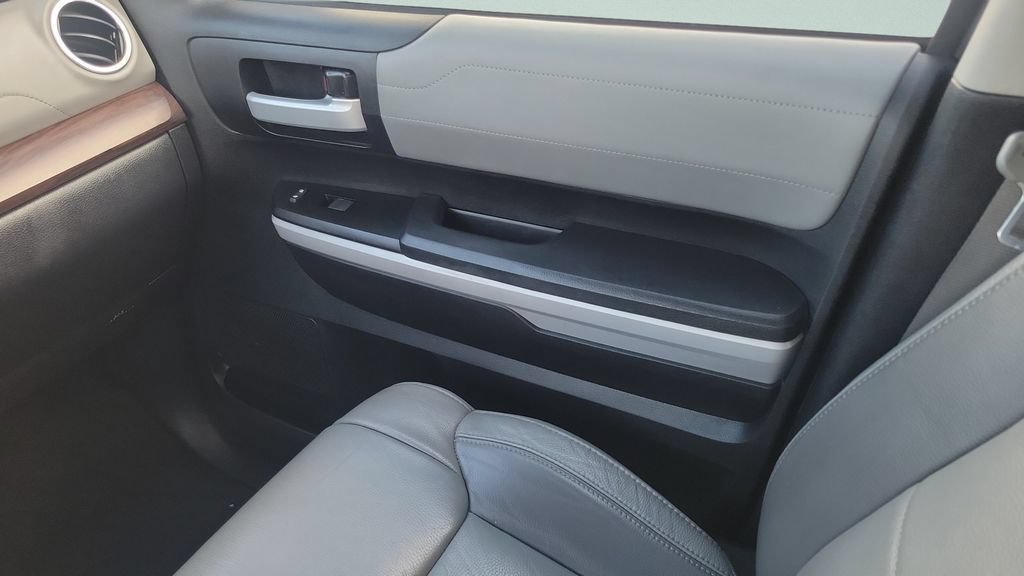 Certified 2019 Toyota Tundra Limited AWD/4WD image 13