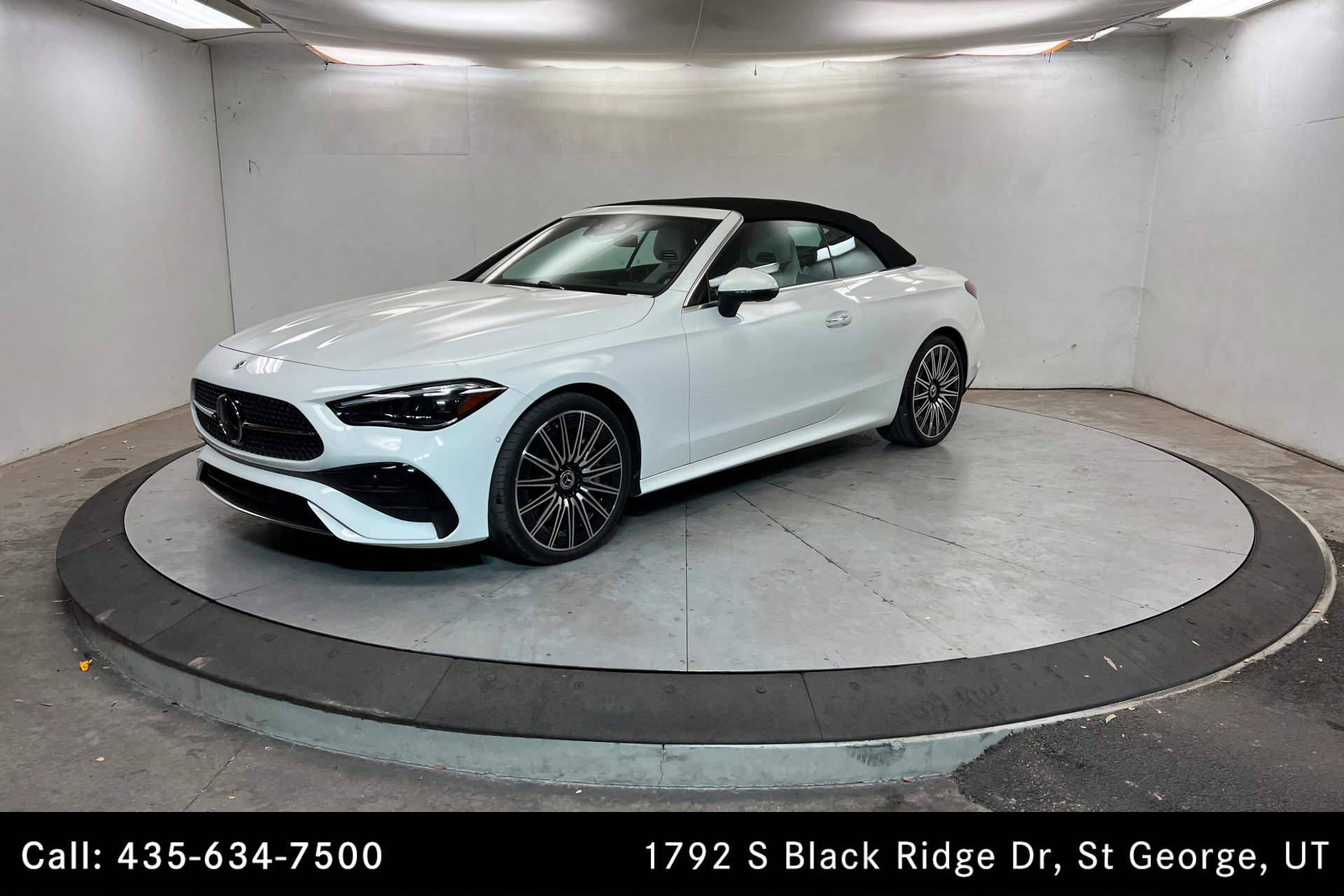 Certified 2025 Mercedes-Benz CLE 450 4MATIC Cabriolet image 1