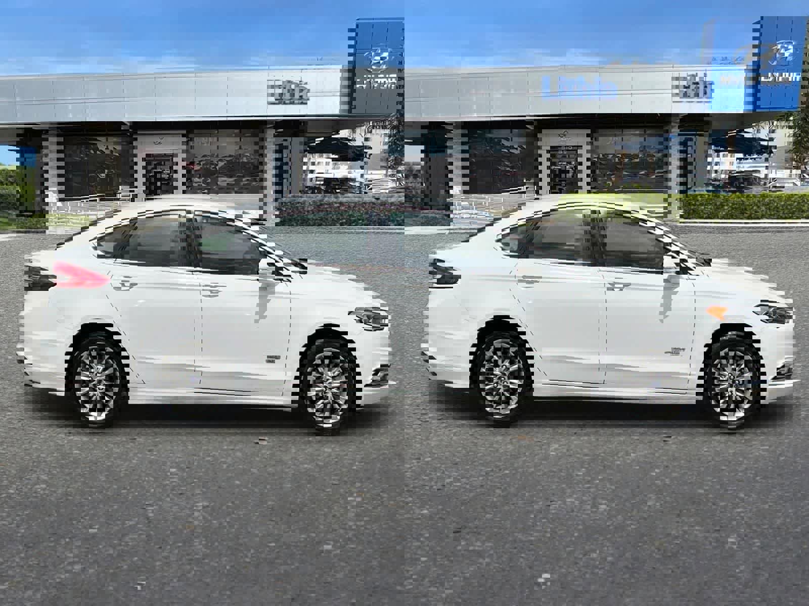 Used 2017 Ford Fusion Energi SE FWD image 9