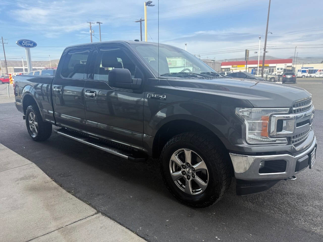 Used 2018 Ford F150 XLT w/ XTR Package AWD/4WD image 2