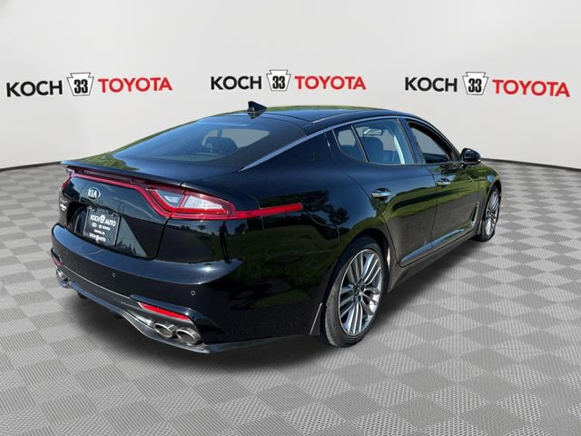 Used 2018 Kia Stinger RWD image 8